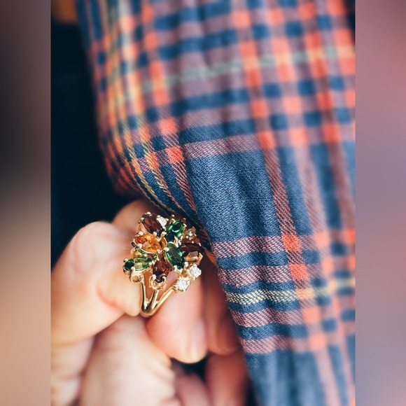 Vintage Ring Gemstones - Picture 10 of 11